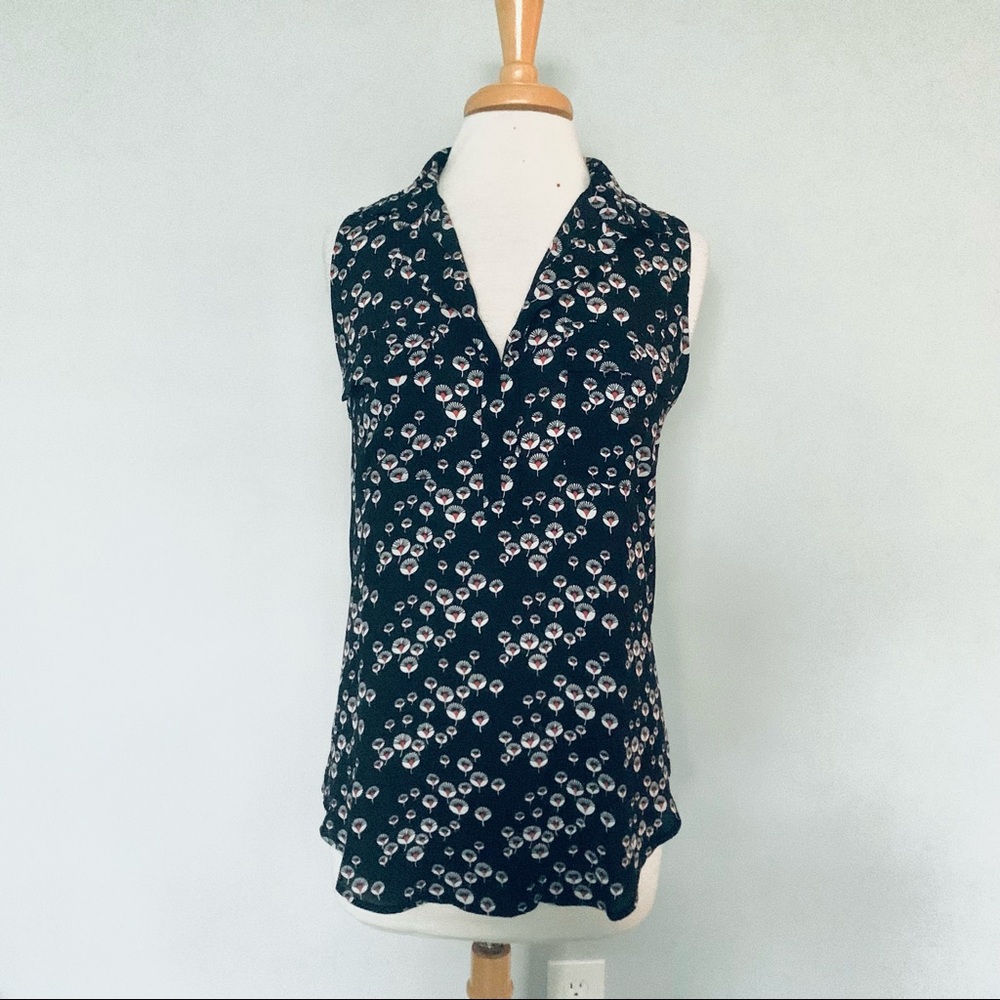 LOFT Black White Red Floral Sleeveless Collared Blouse Top Size L